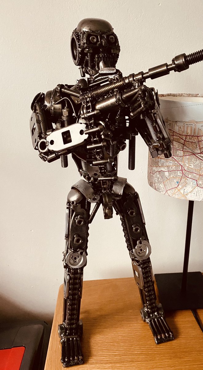 An excellent #21stbirthdaygift from <a href="/pangeasculpture/">Pangea Sculptures</a> ~ what do you think <a href="/Schwarzenegger/">Arnold</a> #TerminatorMovie #SciFi