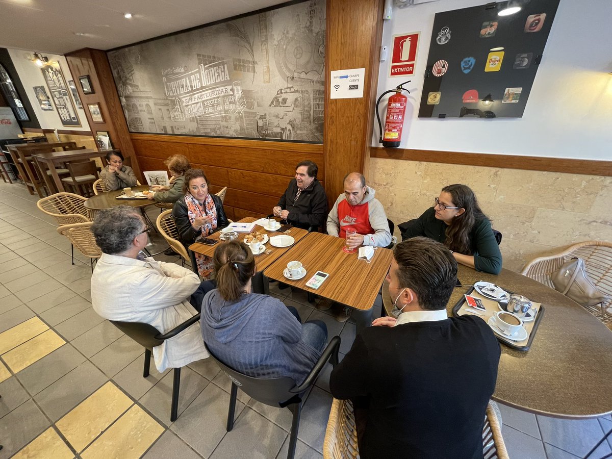PSCMaresme's tweet photo. La portaveu del govern alternatiu @aliciarll visita #calella per recollir les propostes, demandes i inquietuts de l’agrupació de Calella @psccalella https://t.co/EbwIrjNMc4