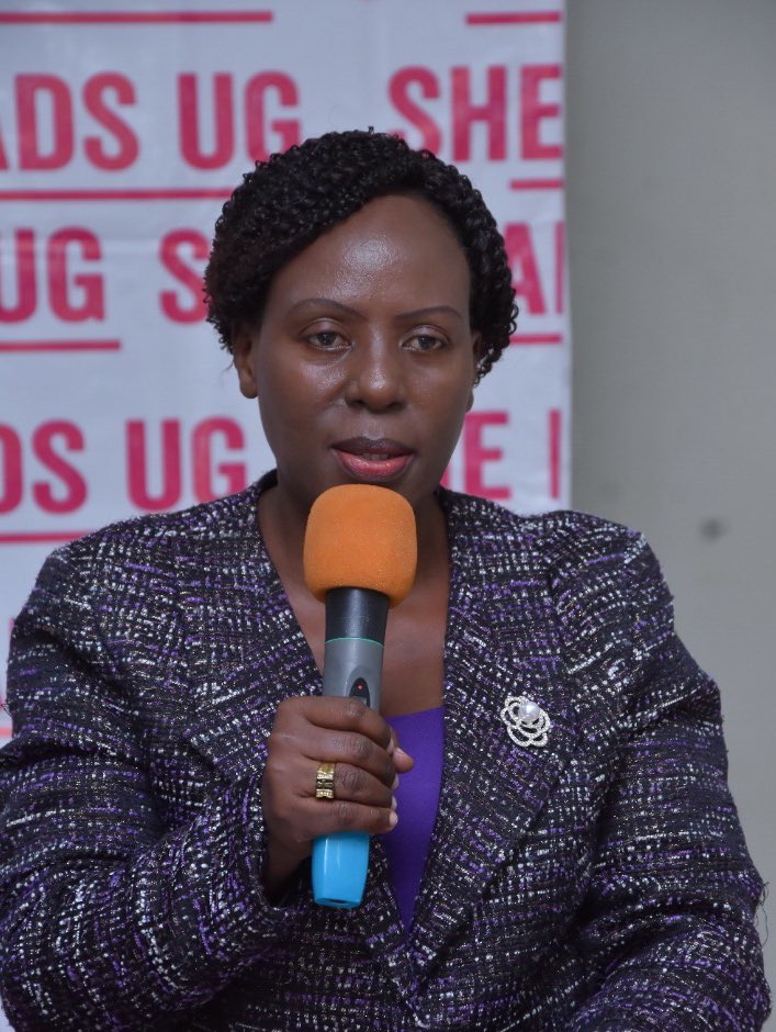“While celebrating the day of the girl child, I realized that 434 girls under 18 years are pregnant in Kyegegwa District and sadly 120 had been abused.” 

Hon. Flavia Kabahenda expressed sadly.

#GYWAndDigitalization 
#SheLeadsUg