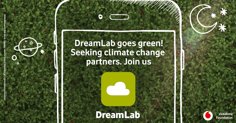 VodafoneThreeUK's tweet photo. Calling all climate researchers! 🔊🗣 

Could a super-computer powered by charging smartphones help you fight climate change? 🥊🌅 

DreamLab has already helped @imperialcollege to fight cancer and Covid-19. 💡 

⬇ Find out more: