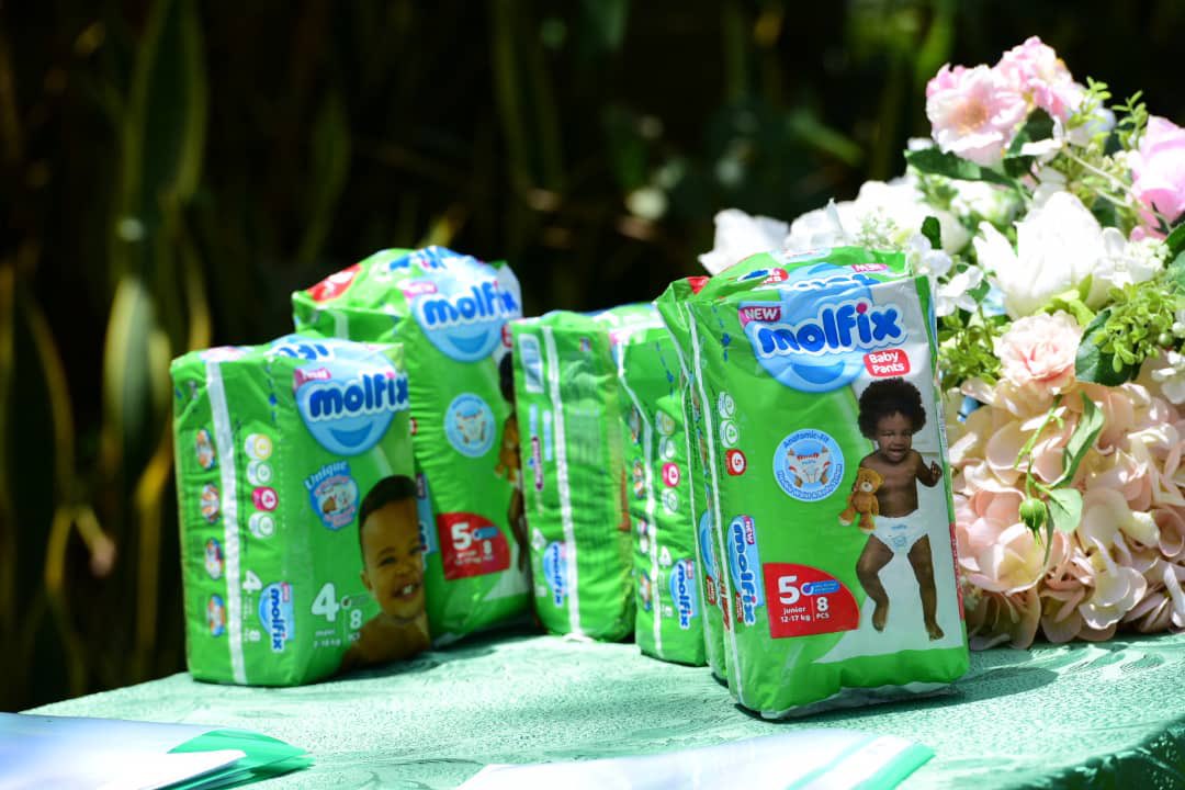 Shifframarvins1's tweet photo. Diapers also matters because babies who don't get good quality diapers are at a risk for skin rashes, infections, and many other poor health outcomes.

And Molfix diapers are of good quality and they are certified by the UNBS 

#MolfixMamas https://t.co/QcGSCKJrAt