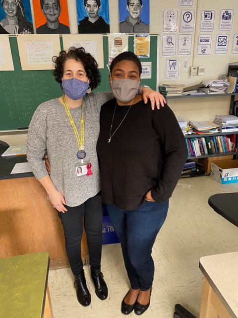 ArdsleyACT's tweet photo. The Ossining Teachers Association has been working without a contract this year. Please wear black on Thursday to show that we stand in solidarity with our union brothers and sisters in the OTA.
The @ArdsleyACT stands with you! @OTA @OssiningSchools  @NYSUT @aft #FairContractNow https://t.co/6IQbdxl2M7