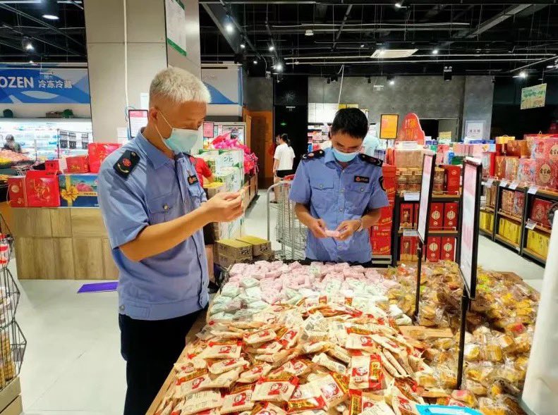 南昌市新建区：全力织密食品安全“防护网”
Xinjian District of #Nanchang City: Strive to Weave a Food Safety "Protection Net"