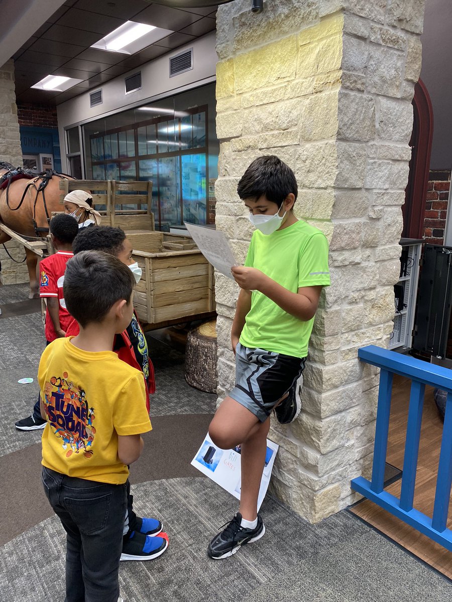MrsWilliams_MBE's tweet photo. Thank you so much 4th grade for coming to our pod and letting us view your awesome Biography Museum! #BetterTogether https://t.co/U7pnORdiV1