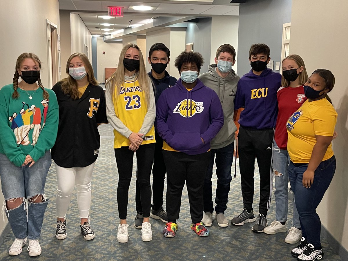 Day 4 of our PGS Spirit Week at the IALR site was Sports Day. Our students and staff wore gear to support their favorite sports &amp; teams!