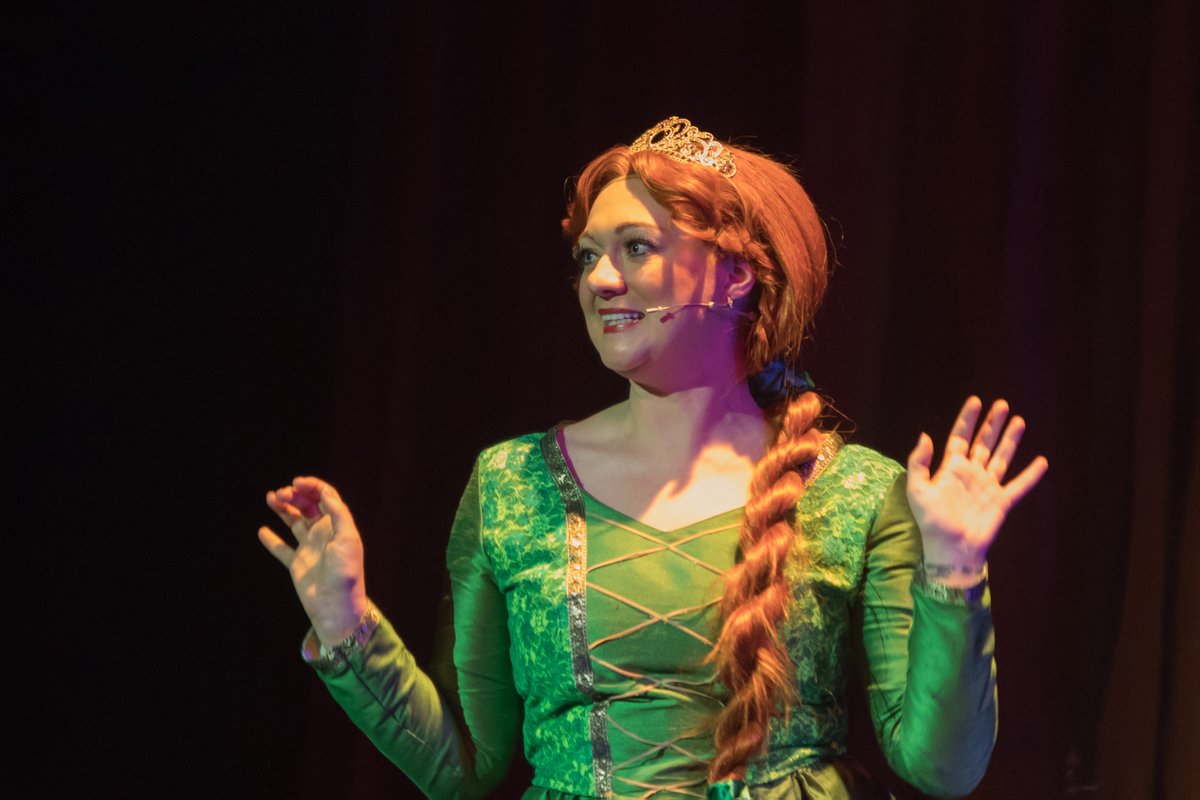 The team at <a href="/theNMTC/">NMTC</a> are back this week at the <a href="/RoyalDerngate/">Royal & Derngate</a> with their own version of the magical Shrek The Musical. It provides a slick professional production that is sure to entertain all those half-term stressed families out there.
asmallmindatthetheatre.blogspot.com/2021/10/review…