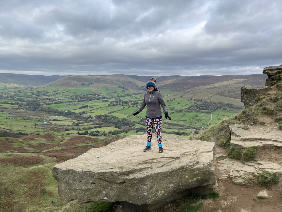 rainbowchaser79's tweet photo. Sometimes you just need to get outside. Today was very much one of those days.
1,600ft in 6 miles - my legs will feel that tomorrow Iβm sure.
So lucky to have this so close - obligatory #WispaWithAVista and #BrewWithAView along the Great Ridge β€οΈ https://t.co/xz0gCPZEBU