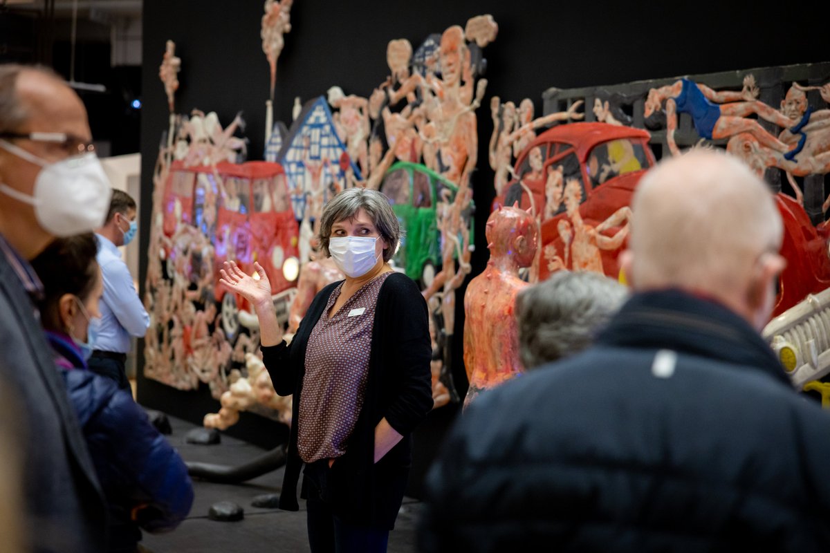 Wie bewegen wir uns in Zukunft? Darüber haben wir gestern bei #vwart4all mit Siegfried Knecht von <a href="/Airbus/">Airbus</a>  und Zukunftsforscher Prof. Stephan Rammler gesprochen. Zudem gab's wieder kostenlos Führungen und einen Workshop!
kunstmuseum.de/2021/10/volksw…