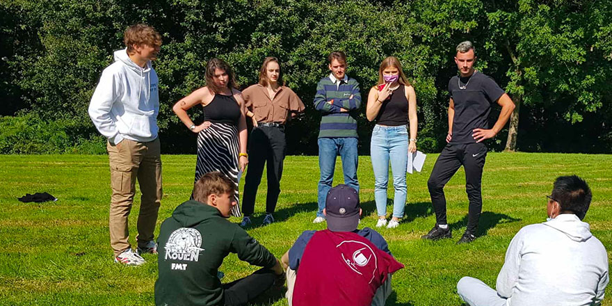 NEOMAbs's tweet photo. [#NEOMAnews]
👨‍🎓👩‍🎓
Le #PeerLearning, c'est l'apprentissage par les pairs
Les étudiants du Programme Grande Ecole #PGE l'ont expérimenté lors des #StartingDays à #NEOMAbs

"J’aime bien (...) donner des feedbacks aux premières années", reprend William Mc Cord
https://t.co/h0npdxW5uB https://t.co/knkmHtdxb8