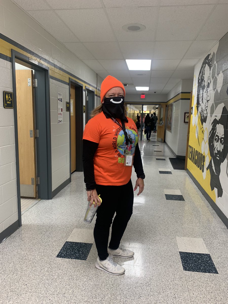 Fred Lynn world language teacher the famous Ms. González is dressed in orange for the bully awareness cause. Goooo Ms. G! #FLHornets #colorforacause #BullyingPreventionMonth2021