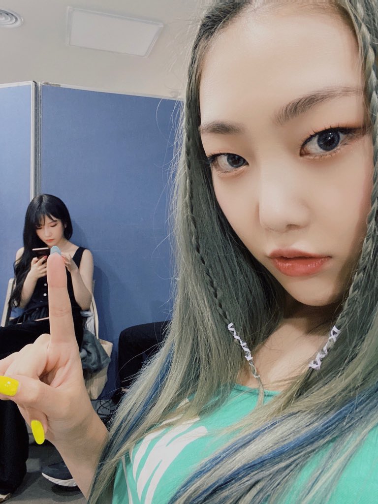 blingbling_new's tweet photo. [💖]
️이나린 진심으로 생일 축하한다🎂💓💓
내가 많이 사랑한다😘

#블링블링 #BlingBling #ブリンブリン 
#마린 #MARIN #マリン
#나린 #NARIN #ナリン 
#HBDtoNARIN #NARIN_DAY https://t.co/GzTPKQJDo3