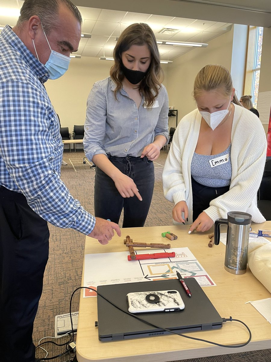 Kim_Williams2's tweet photo. Process facilitation is an essential skill for student leaders.  Today we practiced this skill with a block building competition.  @TLDSB @G7StudentSenate https://t.co/hwBV2hWAMJ