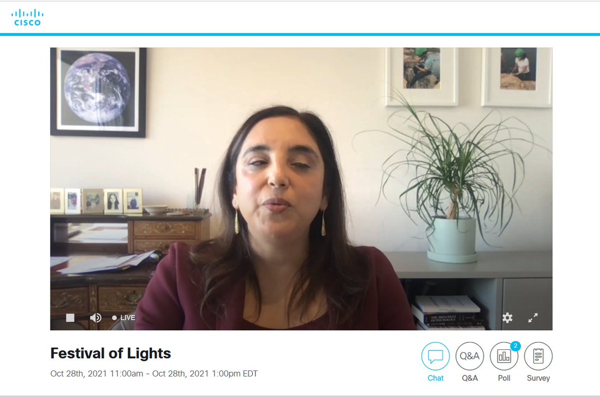 CiscoIcon's tweet photo. @Sheena_Iyengar sharing her story today with us! We learned how we should focus on dreams and not goals, and how we can make impact to driving those dreams https://t.co/EmjJF5KV07