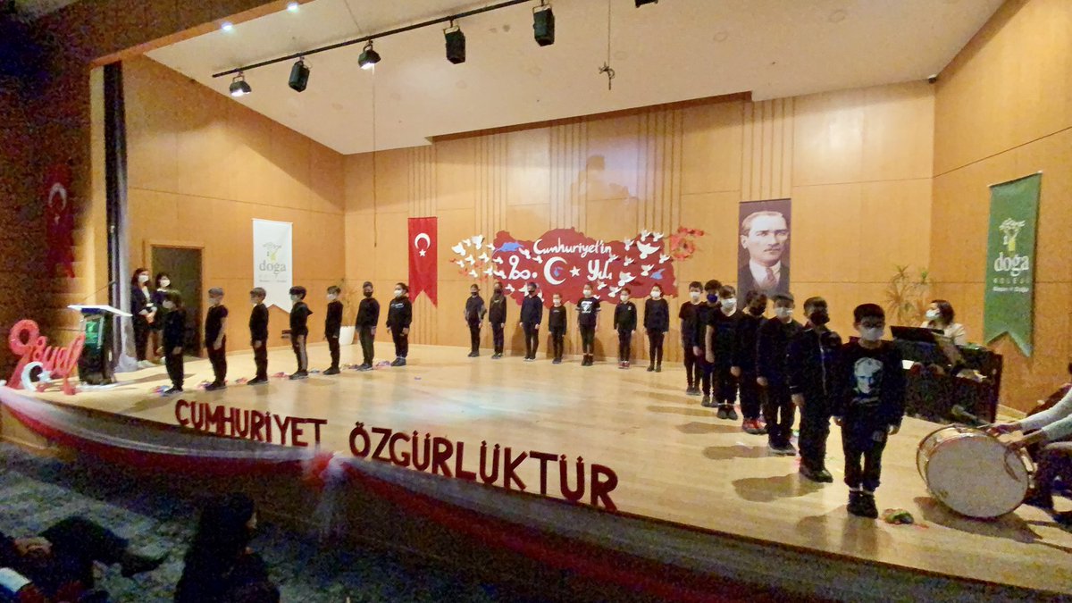 🇹🇷🎭İTÜ ETA Vakfı Doğa Koleji Başiskele Kampüsü olarak 29 Ekim Cumhuriyet Bayramı törenimizi büyük bir çoşkuyla kutladık.🇹🇷🎭YAŞASIN CUMHURİYET🎭
<a href="/DogaOkullari/">Doğa Koleji</a> <a href="/funda_cekic/">Funda Çekiç</a> <a href="/Cigdem_Kir/">Çiğdem Kır</a> <a href="/nisaaguray/">nisaaguray</a>