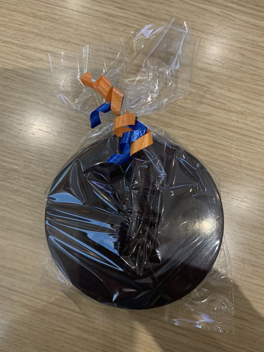NeuroRobinson's tweet photo. @UFHealth gratitude day!  So honored to have received a gratitude gift from the @UFMedicine MS2 class.  So proud of their hard work and effort in the clinical neuroscience course! #futureneurologists @BuslKatharina @UFNeuroICU @neurologyrules https://t.co/SqgbSVR9fl