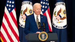 execmag's tweet photo. Biden Announces New Travel Guidelines. Check Here - https://t.co/DaZpkyKjMc #Coronavirus #JoeBiden #TravelRestrictions #US #TravelBuzz https://t.co/vYDEOIuRrz