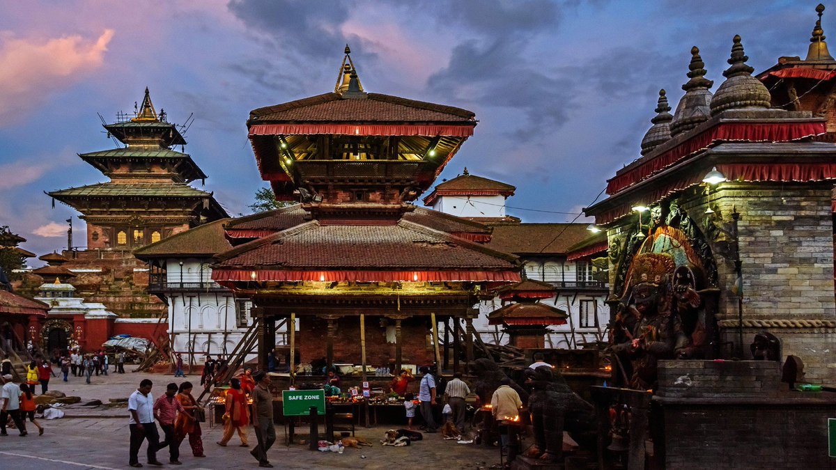 OceansTravel's tweet photo. People around the world Know Nepal as one of the most beautiful countries in the world. The magnificent mountains, religions, and rich cultural heritages make Nepal a traveler’s paradise. Kathmandu is the Capital and is one of the best Cities to visit in Asia!

#India #nepali #uk https://t.co/liIv3ToTIg