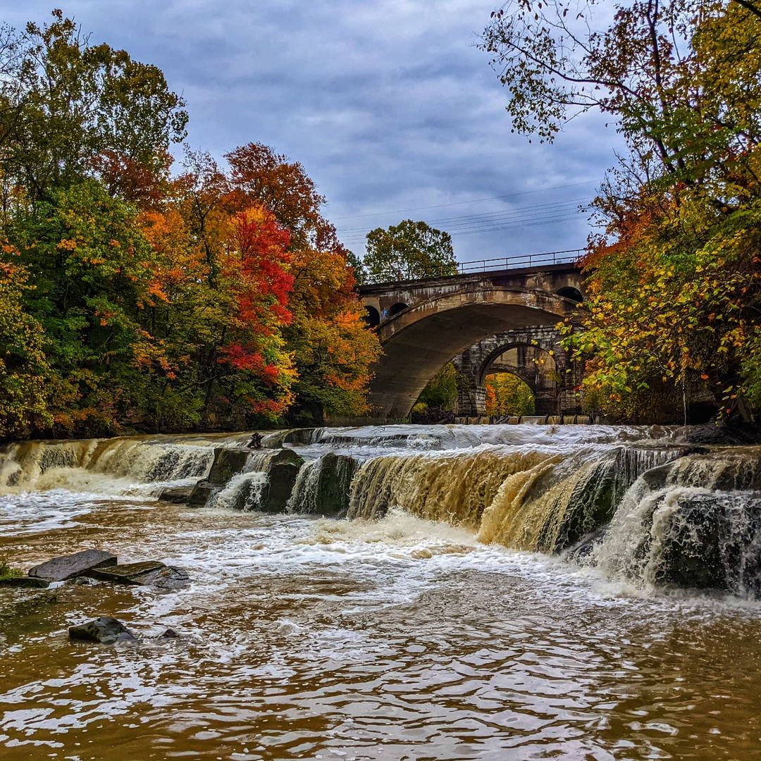 clevelanddotcom (@clevelanddotcom) on Twitter photo Happy Thursday, Northeast Ohio! Check out this beautiful fall scene at Berea Falls 🍂
Photo: rreed216 on Instagram Happy Thursday, Northeast Ohio! Check out this beautiful fall scene at Berea Falls 🍂
Photo: rreed216 on Instagram