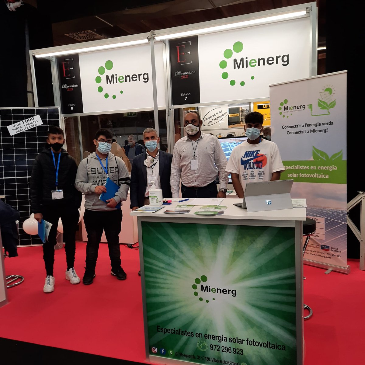 Mustaea3's tweet photo. Avui dia 28 d'octubre estem a la #FiradeMostres de #Girona amb la classe @PTTInstal. Els #companys meus i jo intentarem al #febrer22 fer unes #practiquesprofessionals a @Mienerg @pfi_edu https://t.co/pm0e5SpfPB