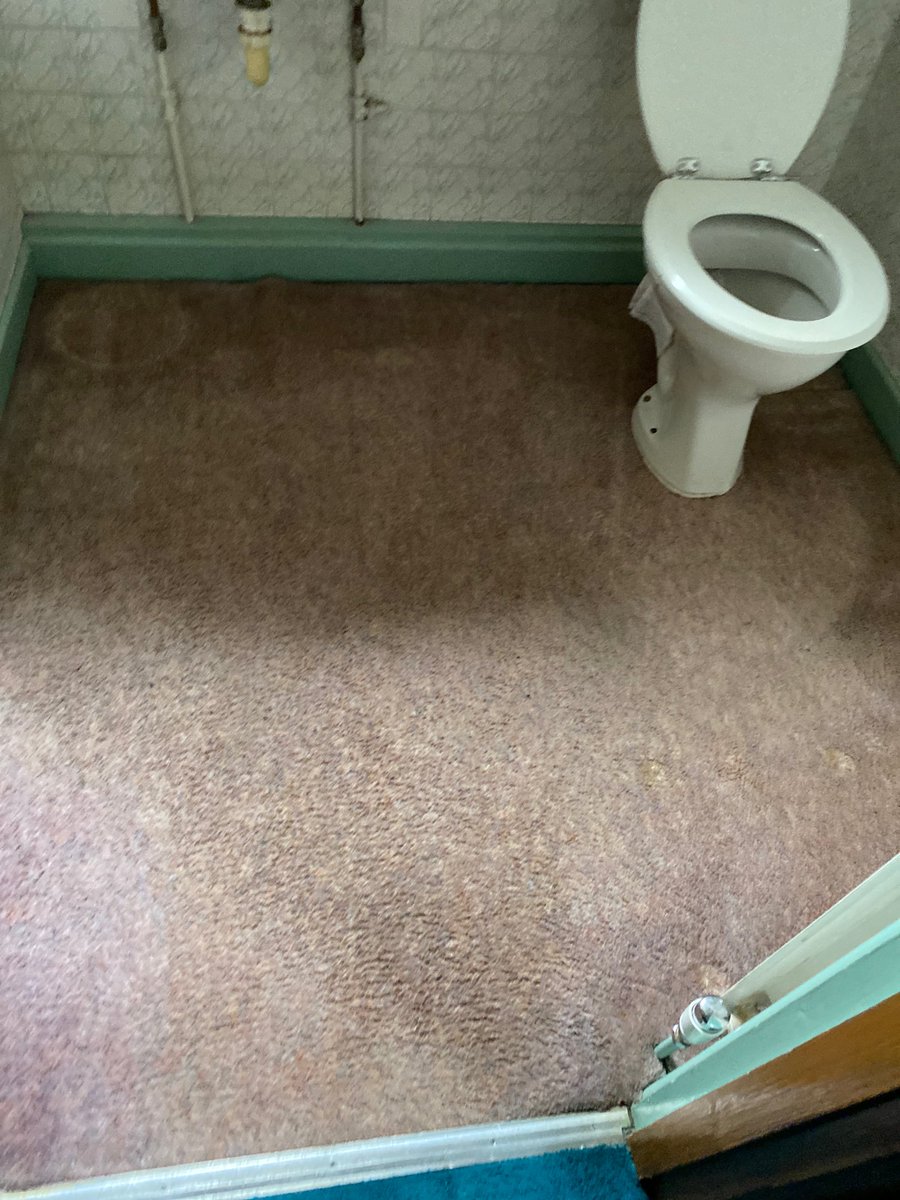 SM_Clean_Devon's tweet photo. Before and after of a stain removal attempted and cleaned https://t.co/mKziPWxQEg
