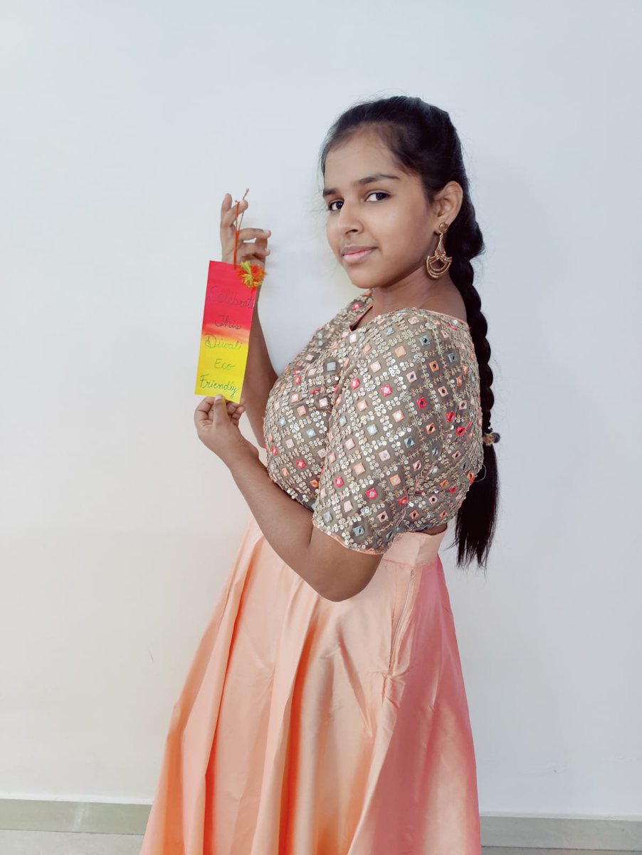MI_Ishika's tweet photo. Day-1,#ClassVII-F celebrated #SustainableDiwali by making #Bookmarks.
@ashokkp @sdg4all @y_sanjay @PreetiChanana1 @sunita_rajiv @AT_takiar @TarannumBhasin @Charvi_Shelot @kashyap_anishka @sunandask21 @jaiswaljee902 @ankita2602 @soniaranand @VandanaAwa @charvi_rajora https://t.co/CIFzqbLruj