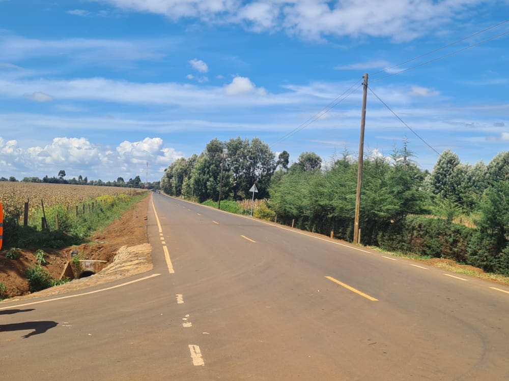 KeRRA_Ke's tweet photo. Substantial Completion Inspection of Naiberi-Moiben &amp; JCTN Marulla- -Koitoror Loop Road (RWC 386).
#connectingdevovledkenya https://t.co/U8ywdQCSO3
