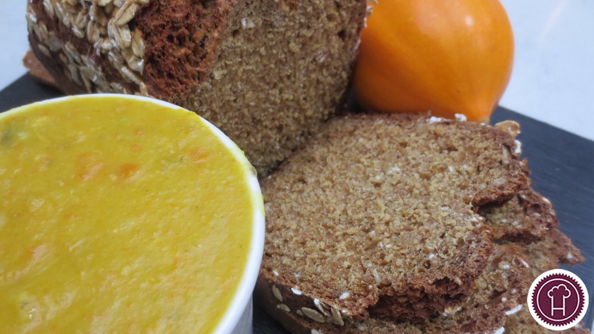 HassettsBakery's tweet photo. Getting cold out there ! Dash into our shops in Carrigaline or Douglas and pick up a cup of hearty warming soup and a chunky slice of handmade farmhouse brown bread for just €5 #soup #vegetablesoup #lunch #warmingfood #autumn #welovetobake #farmhousebrownbread #artisanbread https://t.co/dROUqnjxxr