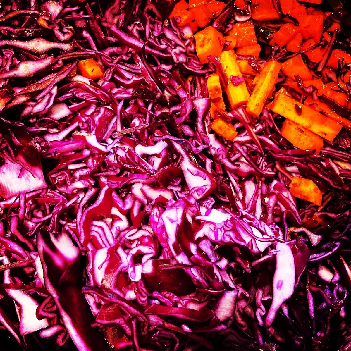 delhish's tweet photo. Preparations are underway for our HALLOWEEN menu …..do you DARE to try? 

🎃Purple CABBAGE &amp; CARROT SAMBAR

🎃URID TIKKA MASALA 

🎃DEVILLED AUBERGINE &amp; POTATOES in sauce 

🎃PUMPKIN TADKA DAL

🎃BLACK BEAN rice 

Open today from 4-9pm. Make a booking at https://t.co/eNfJ09Uy1Z https://t.co/mFEYMdnN2c