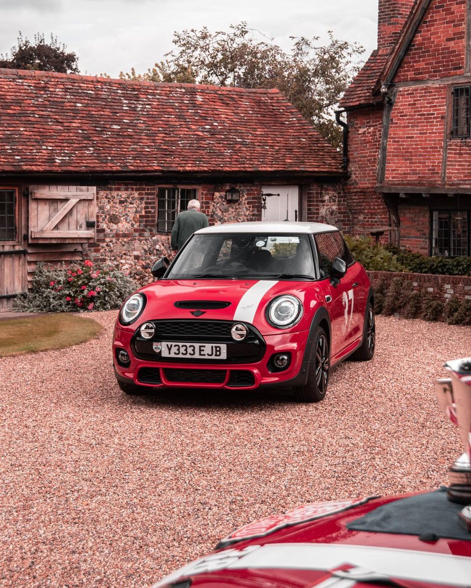 MINIUK's tweet image. Throwing it back to the Paddy Hopkirk MINI Special Edition S — a car designed to defy odds, down to every last detail.

The spirit of a challenger lives on!

📷 IG supercarsjamie

#MINI #MINIicons #PaddyHopkirk