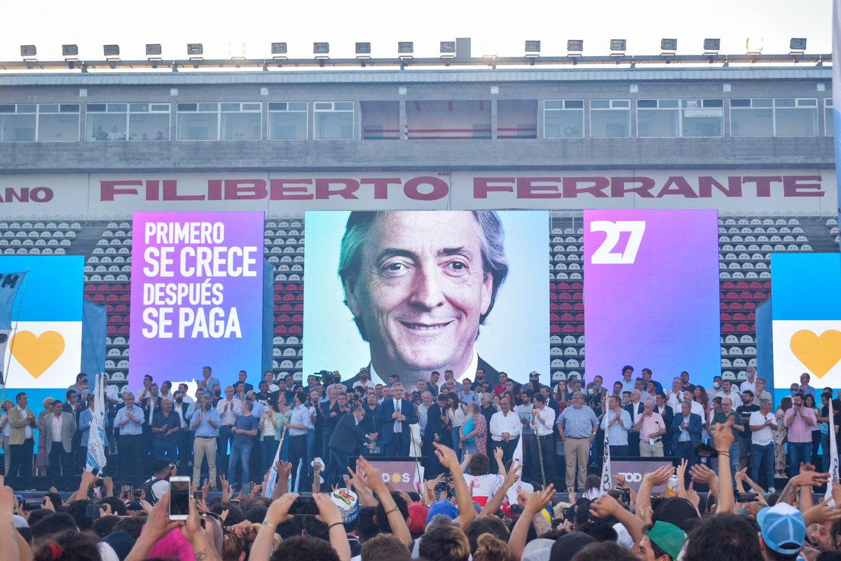 HurlinghamMayo's tweet photo. A 11 años del paso a la inmortalidad de Néstor Kirchner, nos encontramos en el Club Atlético Morón para honrar su legado junto a más de 30 mil militantes 🐧✌️ https://t.co/idkdOkDJjt
