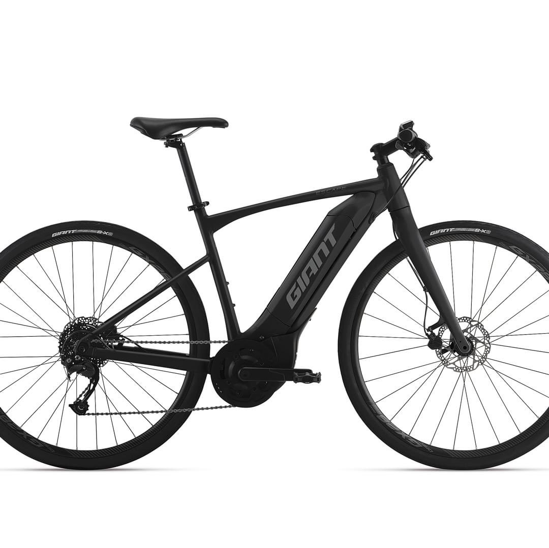 bicycleoshigamo's tweet photo. 人気のGIANT Eバイクシリーズに新しいモデル『ESCAPE R E+』と女性モデル『ESCAPE R W E+』が加わりました❗️
初回の入荷は、年明け3月以降になります(サイズやカラーによって入荷時期が異なります。詳細はお問い合わせ願います)
ご予約承っております❗️
#escapere
#escaperwe
#giant
#eバイク https://t.co/j9LEPgRO2x