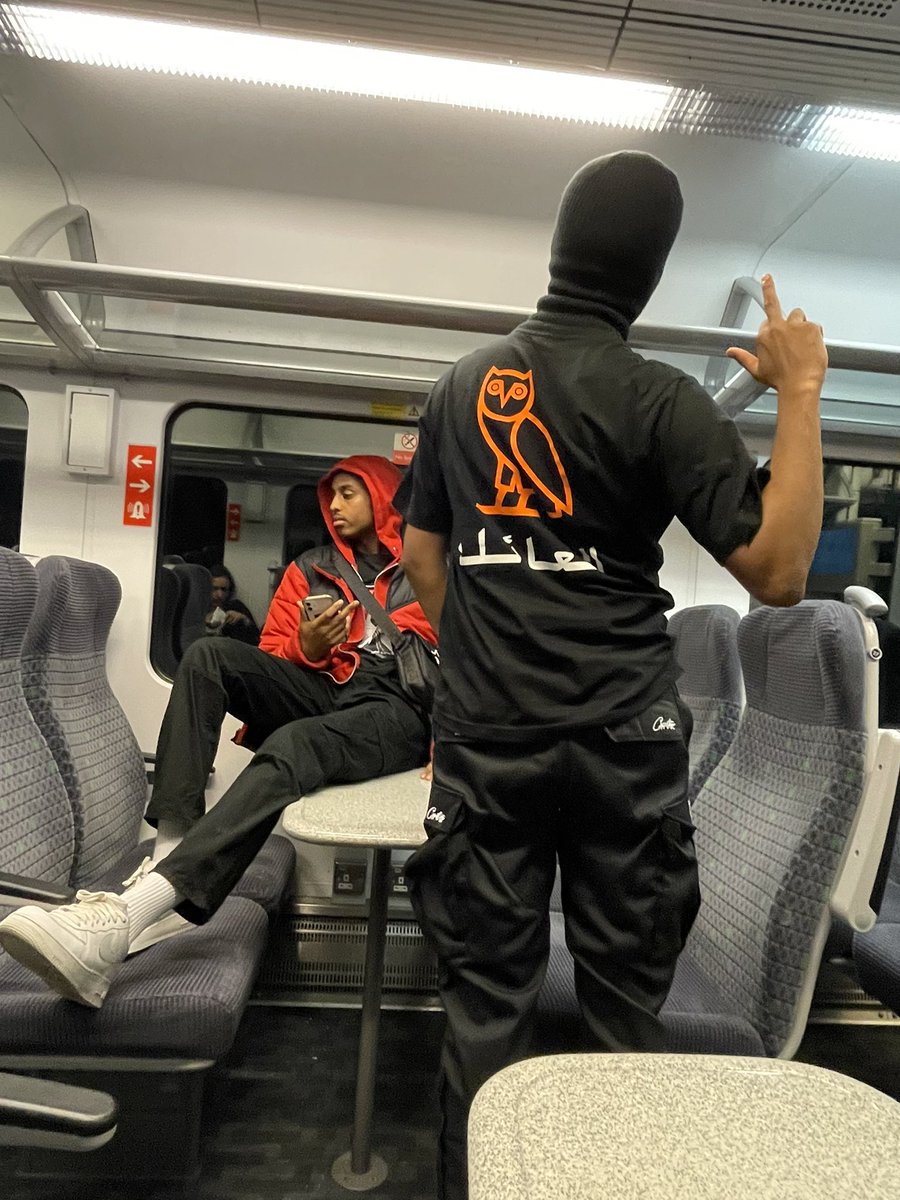 shanggeth1's tweet photo. Spooky Szn🎃 https://t.co/FcqQOcYosQ