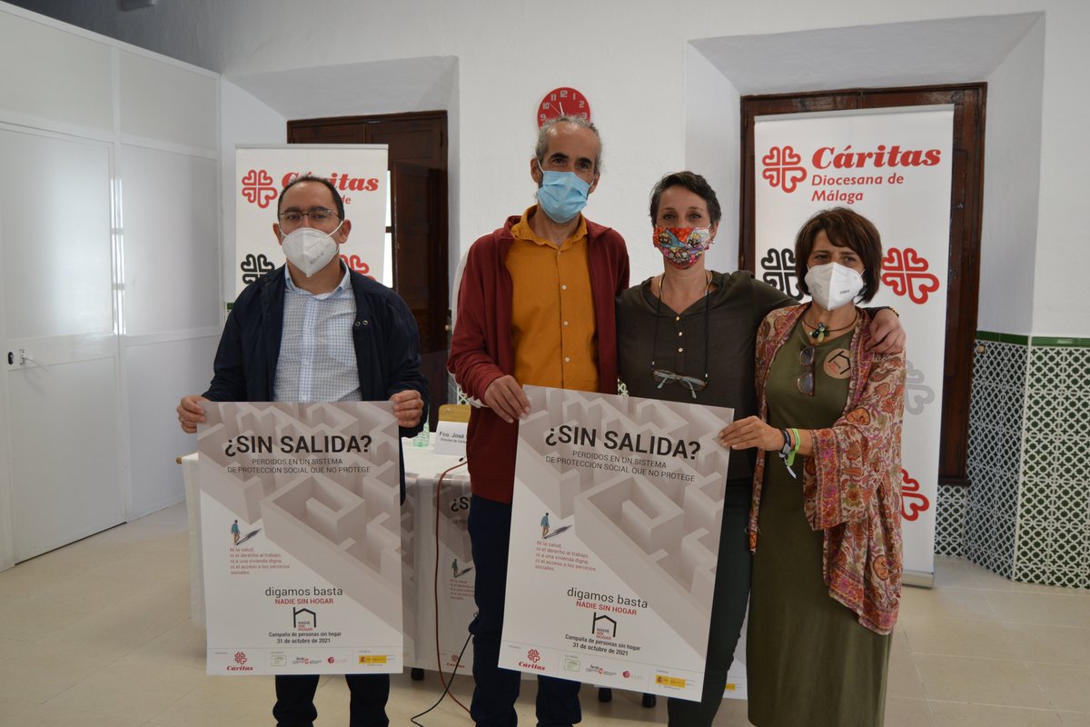 caritas_malaga's tweet photo. 🔴⚫ @caritas_malaga ha presentado esta mañana en rueda de prensa la campaña de #NadiesinHogar junto a las demás entidades de la Agrupación de Desarrollo. Toda la información 🔽🔽 
https://t.co/GvYzyIlGQA https://t.co/7E4Wx8ZfDs