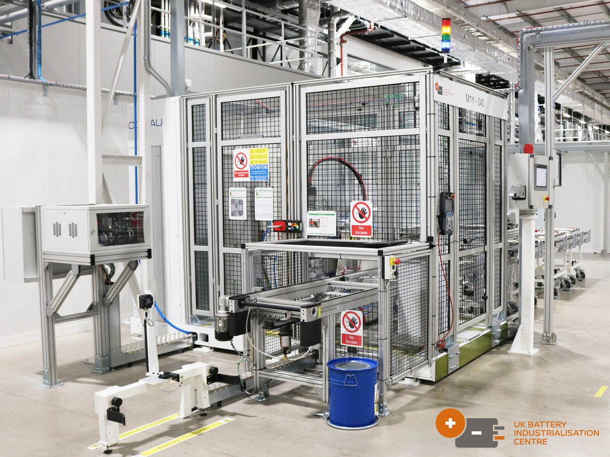 UK_BIC's tweet photo. Take a look inside our agile #moduleandpack line, a space where you can develop, test, and scale-up your battery technology.
Find out more on our website or get in touch here π
π https://t.co/5zUOyRBCdr
π© info@ukbic.co.uk
#batteries #moduleandpackweek #batterytechnology https://t.co/AcBZfn8eZJ