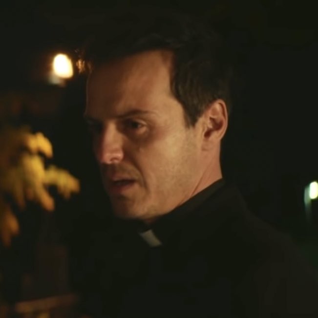 litlefishes's tweet photo. always thinking about how the hot priest wasn’t originally supposed to say ‘i love you’ back, andrew scott just insisted and was determined to do so ☹️ https://t.co/rG43J4hrtP