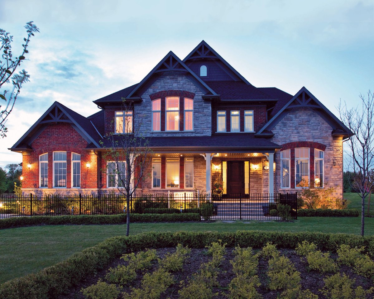 geraniumhomes's tweet image. TBT to our award-winning Forest Trail Estates. Geranium’s first executive home community.  

Learn more about how we build at geranium.com 
#howwebuild #ThrowbackThursday