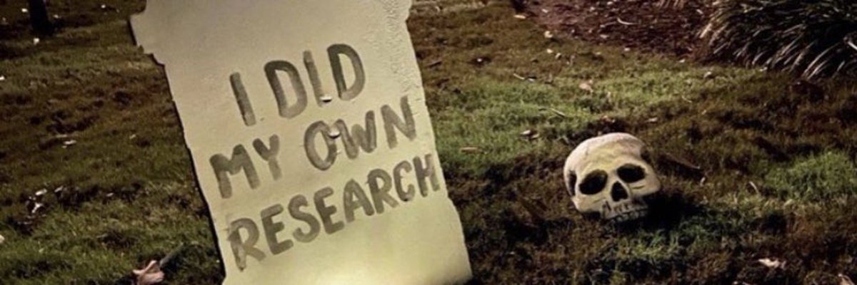 GaryBut28626677's tweet photo. Floriduh’s graveyards and hospitals are filled with independent scholars. #Deathsantis #COVID #assbackward https://t.co/0O68RE9JqG