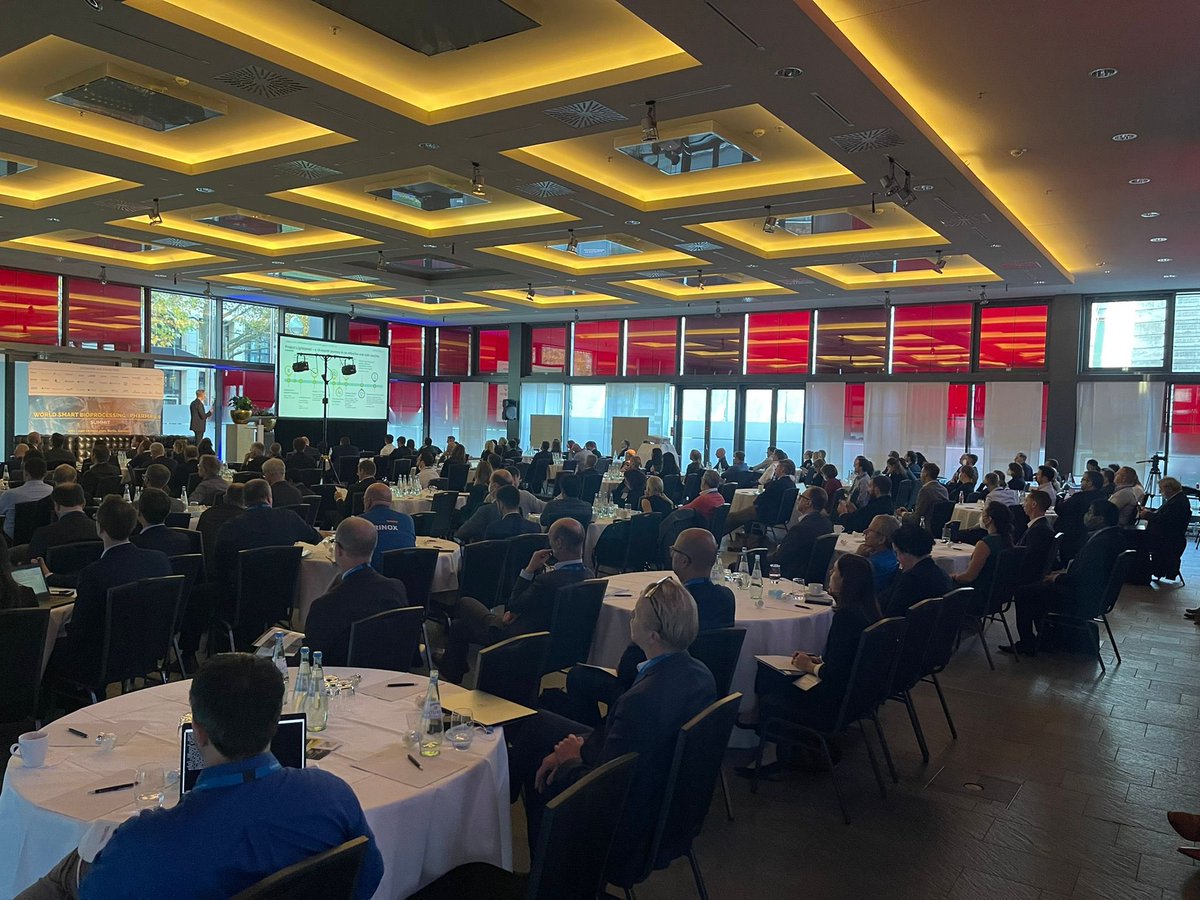 CparityE's tweet photo. Day 2 of the world Smart Bioprocessing Pharma 4.0 Summit already kicked off with a full house of over 330+ world scientists!

#smartmanufacturing #healthcare #Berlin #pharma #cparity #bioprocessing #conference2021 #cparitywsb https://t.co/lgUAtX4g3P