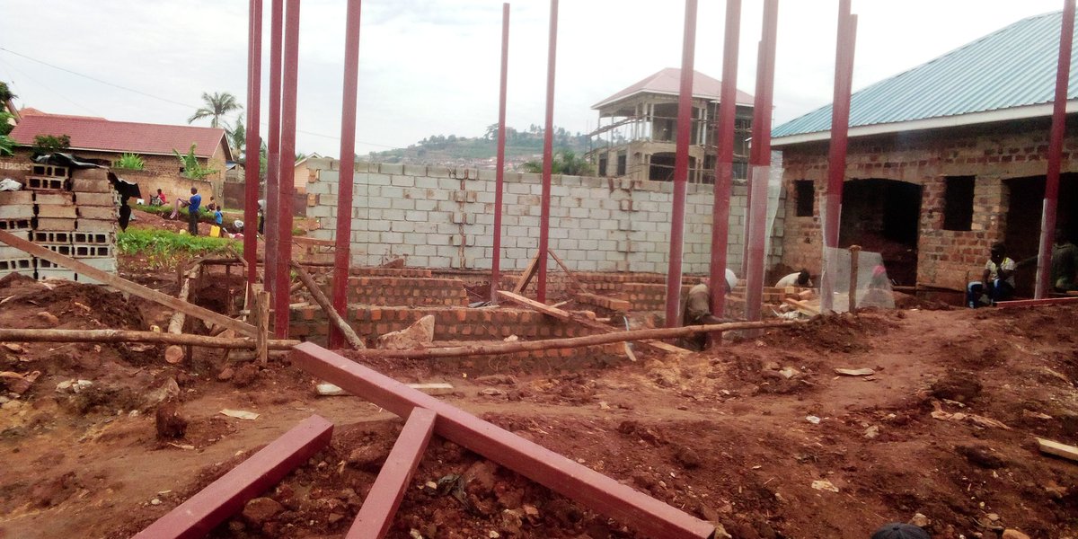 mrkatwe's tweet photo. If you want steel house construction inbox 0789866696 #EntebbeGoesTech https://t.co/SA0JvO8Sg2