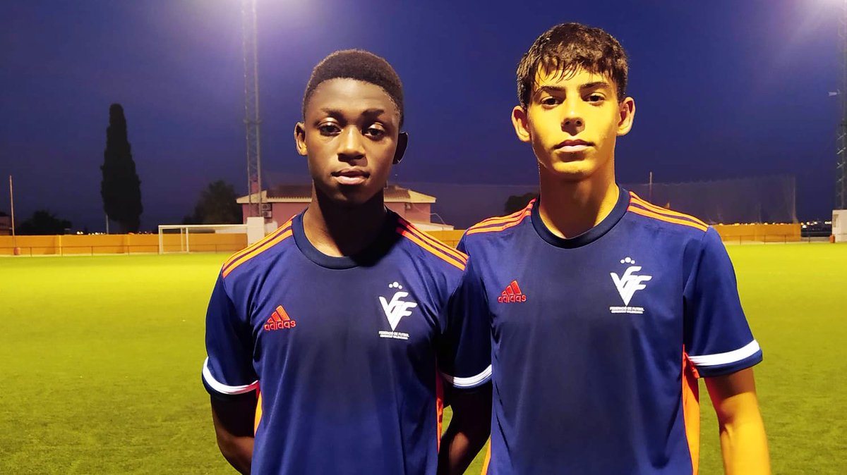 futbolbaseECF's tweet photo. 🟢⚪️ La #CanteraECF estuvo presente en la convocatoria de la @FFCV_info de ayer en Picassent 

📌 Sub-14
👉 Gabriel Navarro
👉 Sergio Mora

📌 Sub-16
👉 Sory Sangare
👉 Marcos García

#SomValenciana | #MuchoElche 💚 https://t.co/uXXFl7Y1rE