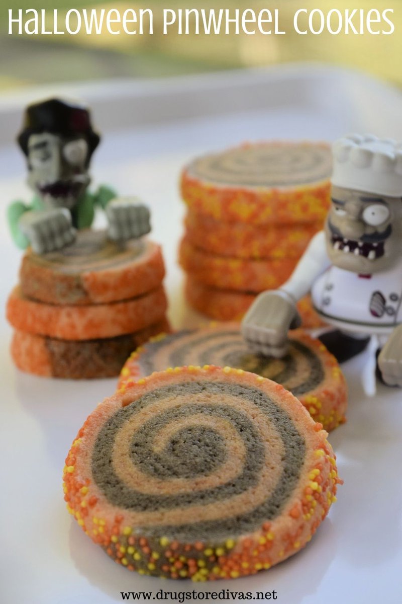 drugstoredivas's tweet photo. #NeatoRoboticsPartner: Halloween Pinwheel Cookies swirl together homemade orange and black cookie doughs -- that are covered in sprinkles -- to make a fancy looking Halloween dessert.
We have the recipe and a tip on how to clean up in our post here: https://t.co/rnTQ91E4PH https://t.co/Tr1LmgO0bL