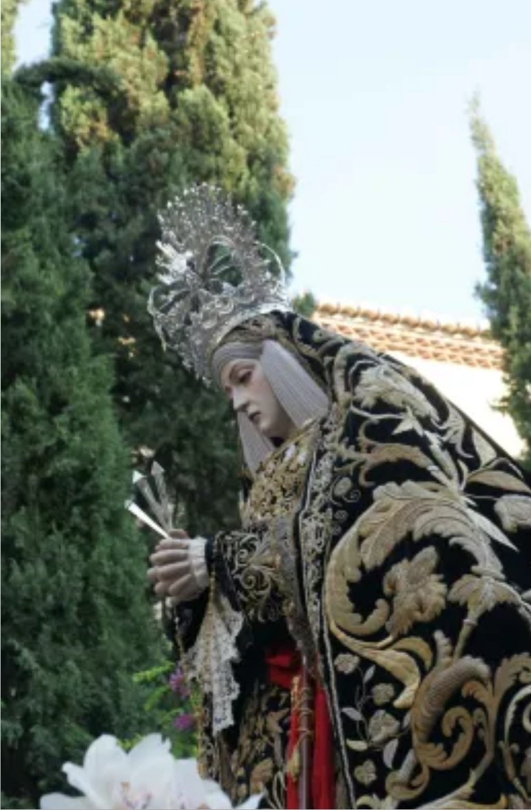 Nos complace anunciar que la Capilla Musical Cristo de la Paz tendrá el placer de acompañar a Nuestra Señora de la Soledad de la <a href="/Hdad_ChiasGR/">Soledad y Descendimiento</a> en el Rosario Vespertino que tendrá lugar el próximo 1 de noviembre de 2021. ¡Estaremos en la primera salida por las calles de Granada!