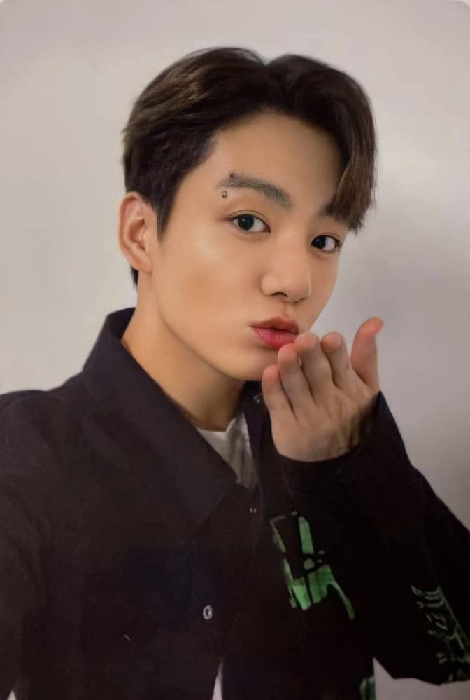 jjungkook_bts_'s tweet photo. 여러분, 푹 쉬세요...!
굿 나잇 ♡
#JK https://t.co/FetjBB8qqb