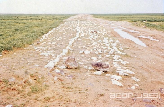ACORJordan's tweet photo. 2/ V is for Via Nova Traiana
Part of the Roman overland network linking northeast Africa and the Near East, the Via Nova Traiana was a road renovated during the reign of the emperor Trajan to facilitate trade and to support the empire’s defensive system in the region https://t.co/enndtlf8i0