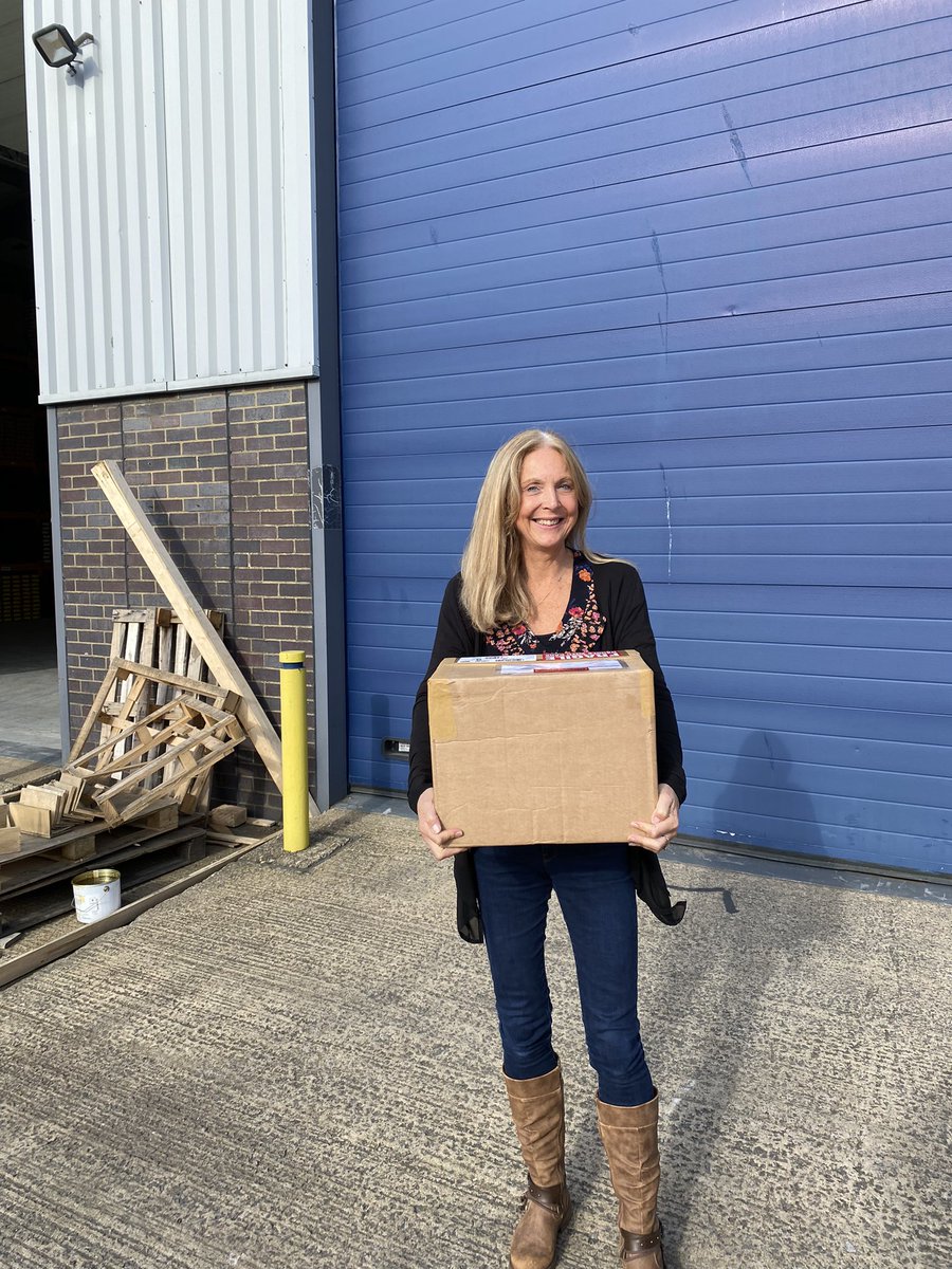 katepercys's tweet photo. Sun shining on Milton Keynes today! Visiting our fulfilment centre to see our new βmix at homeβ baking kits being packed and sent off to our lovely customers ππ #Enerjoy! #pancakes #mixathome #plantbased #glutenfree https://t.co/DedG7ViBck