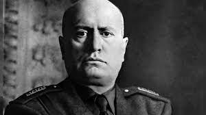 vivelefeu's tweet photo. - C'est qui?
- Un polémiste italien du siècle dernier. https://t.co/Bpbr9JXVc1