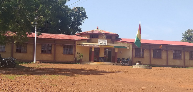 #LocalOpenGovLab

Située en Haute-Guinée, à 582 KM de Conakry, <a href="/kouroussamairie/">Mairie de Kouroussa</a> a accepté de recevoir notre volontaire <a href="/fareinta/">ALSENY FARINTA CAMARA</a> pour intégrer davantage le numérique dans son système de gouvernance #LocalOpenGov

Ici son billet de blog: bit.ly/3pIMap9