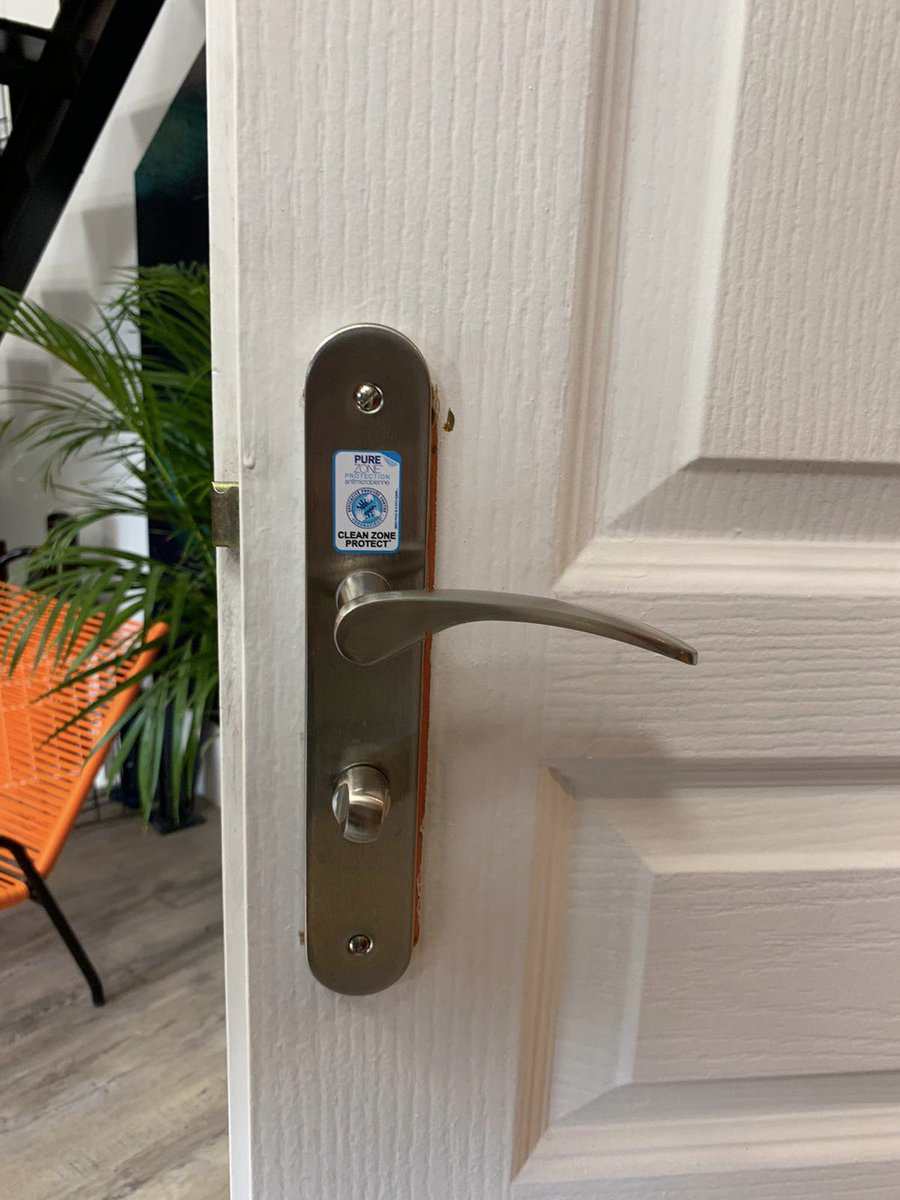 #Anticoronavirus #AntiSARSCOV2 #SARSCOV2 #FilmAntimicrobien #LiquideAntimicrobien #Entreprise #LocauxProfessionnels #ProtectionSanitaire #ProtectionSurface #Lyon #Rillieux #HygièneMain #Lippi #CleanZoneProtect

clean-zone-protect.com
contact@clean-zone-protect.com
04 87 95 01 21