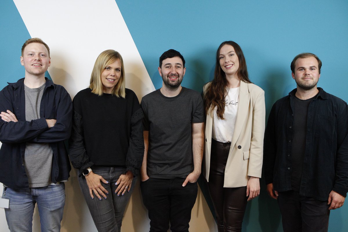 Say hi to our UK Business Services team, who have been behind this month's sector in the spotlight 👋

From left to right we have: Conor, Caroline, Sam, Alex and Struan! To learn some fun facts about the team, click here ➡️ hubs.la/H0-dtnP0