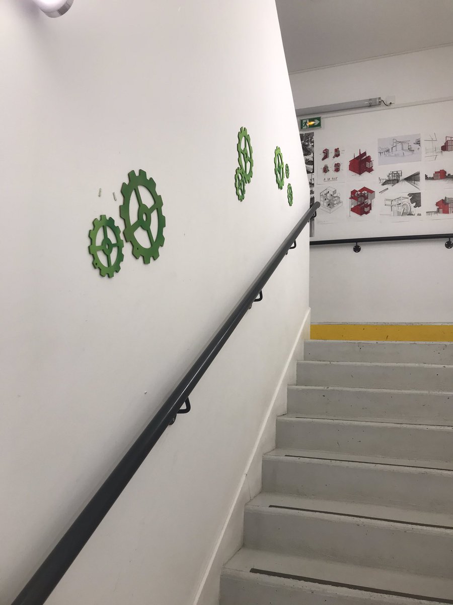 Que pensez vous de cette décoration ? 😍

What do you think of this decoration ? 😍

@EcoleLisaa

#workshop 
#LISAA
#LISAAworkshop2021